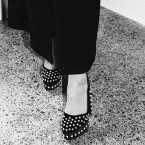 Antonio Melani x Born on Fifth Emily Velvet Pearl Detail Dress Platform Pumps - Picture 4 of 16